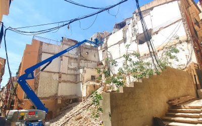 L’Ajuntament inicia la demolició d’una altra finca en la futura placeta de l’església