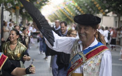 La turronera Herminia Marín, el bailador Víctor González y las fiestas de Sant Lluc recibirán la insignia de oro de Xixona